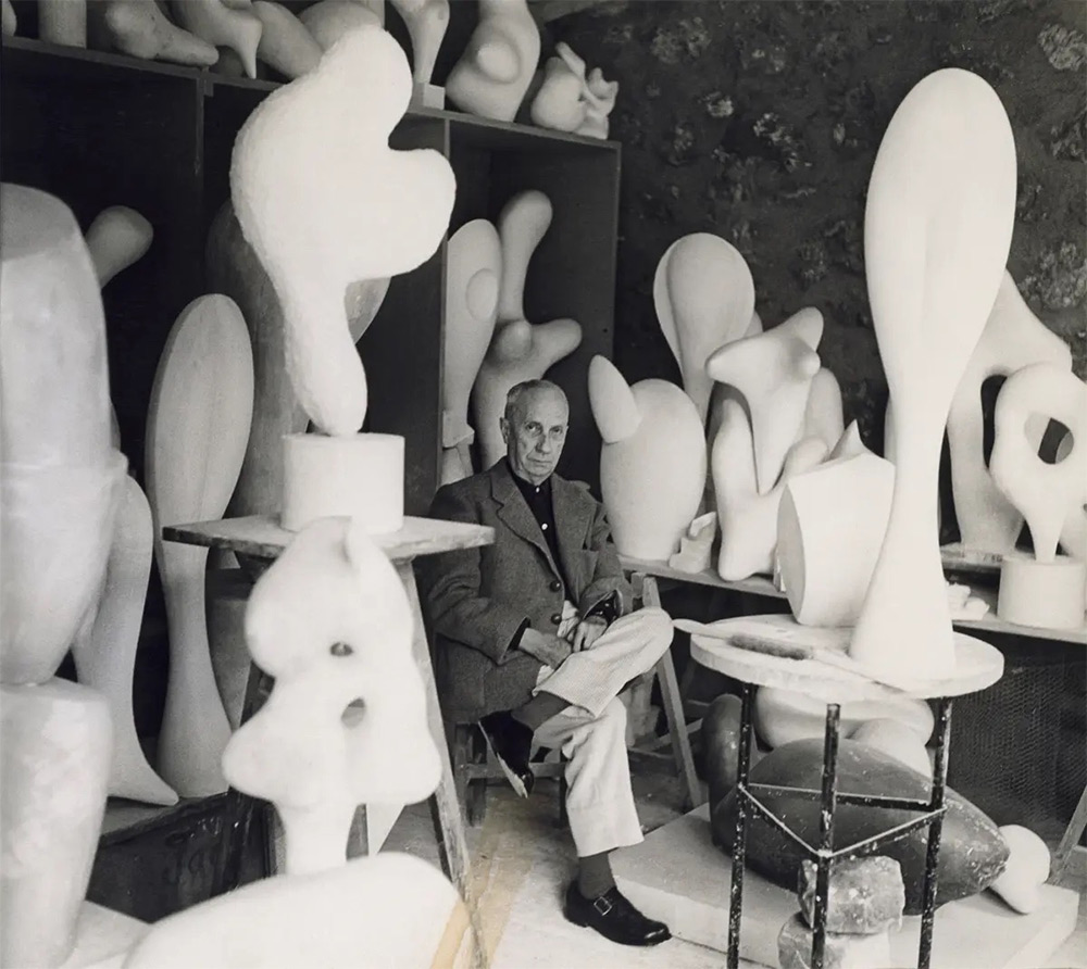 Jean Arp in Clamart, 1957.